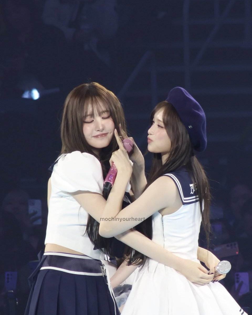 Mochi🐈‍⬛ tweet media