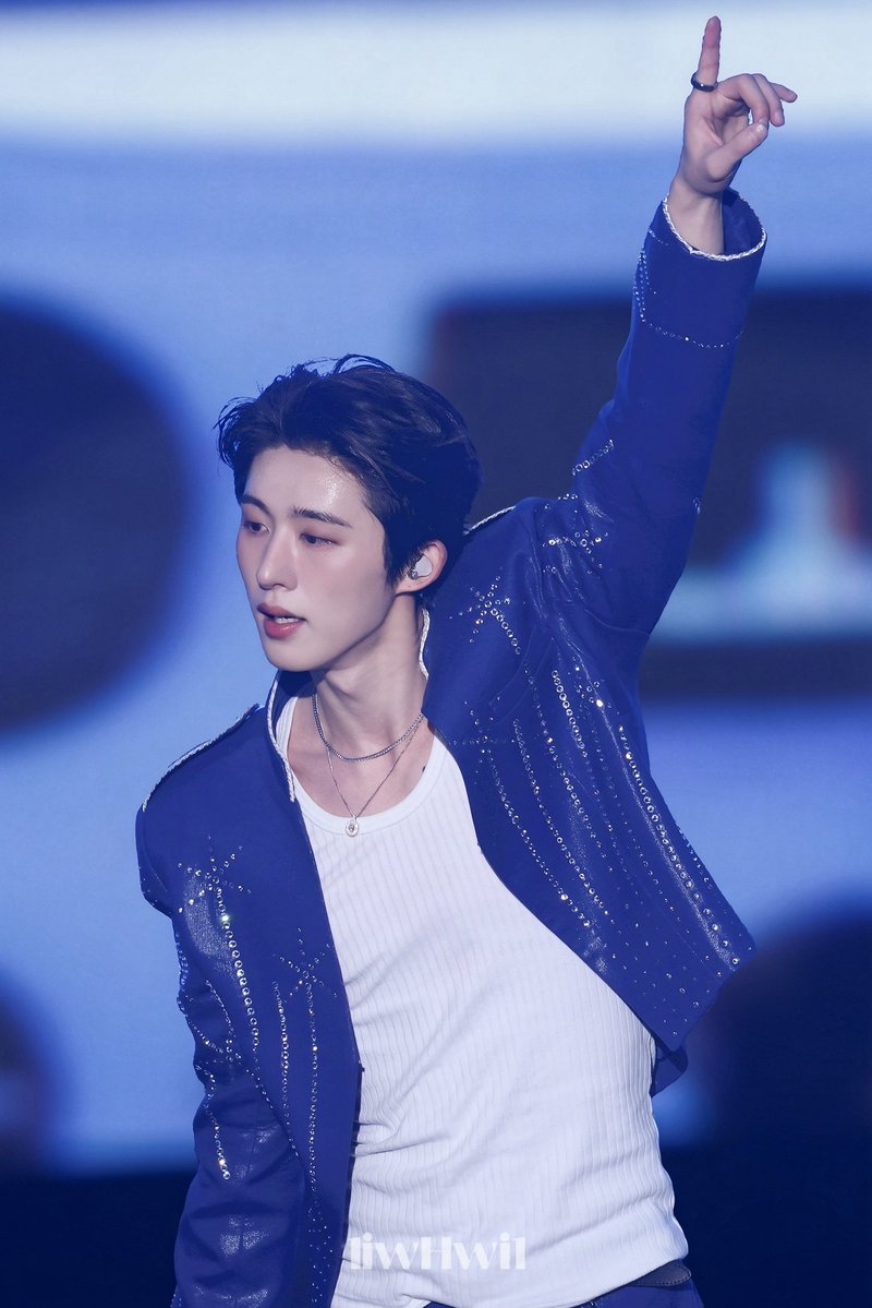 빼빼로 tweet media