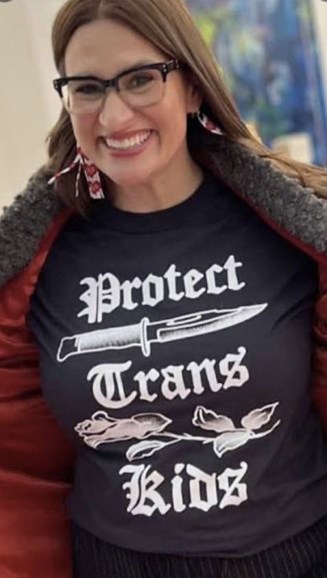 Phâtt Pöundagrâsz tweet media