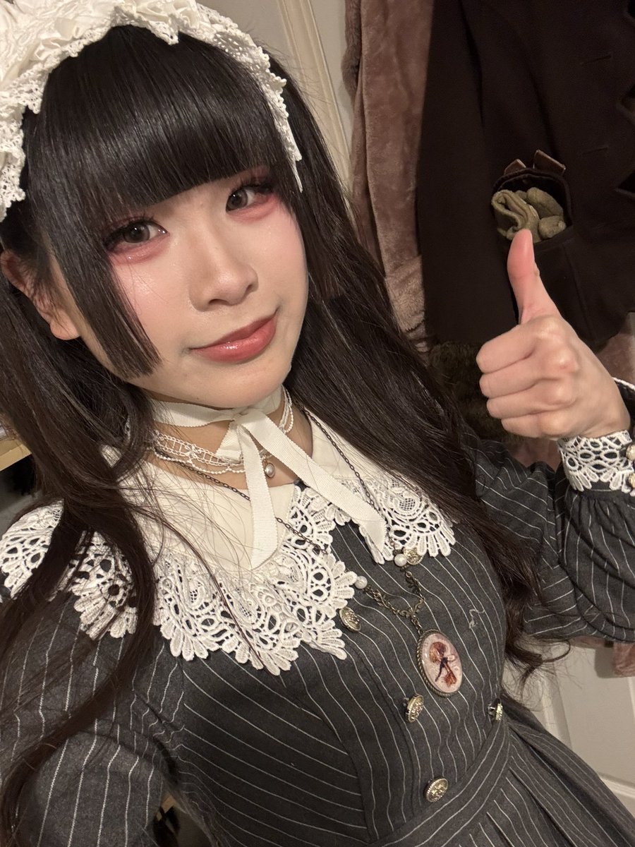 trin 🩵⏾⋆.˚ tweet media