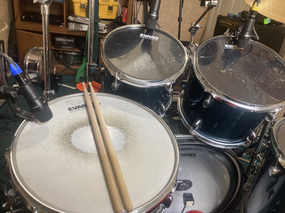 Recording drums with <a href="/MilesWorkshop/">Miles' Workshop</a> <a href="/quartzmakeshits/">quartz</a>