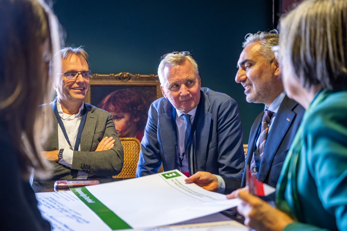 Eric van der Burg | Staatssecretaris van BZK tweet media