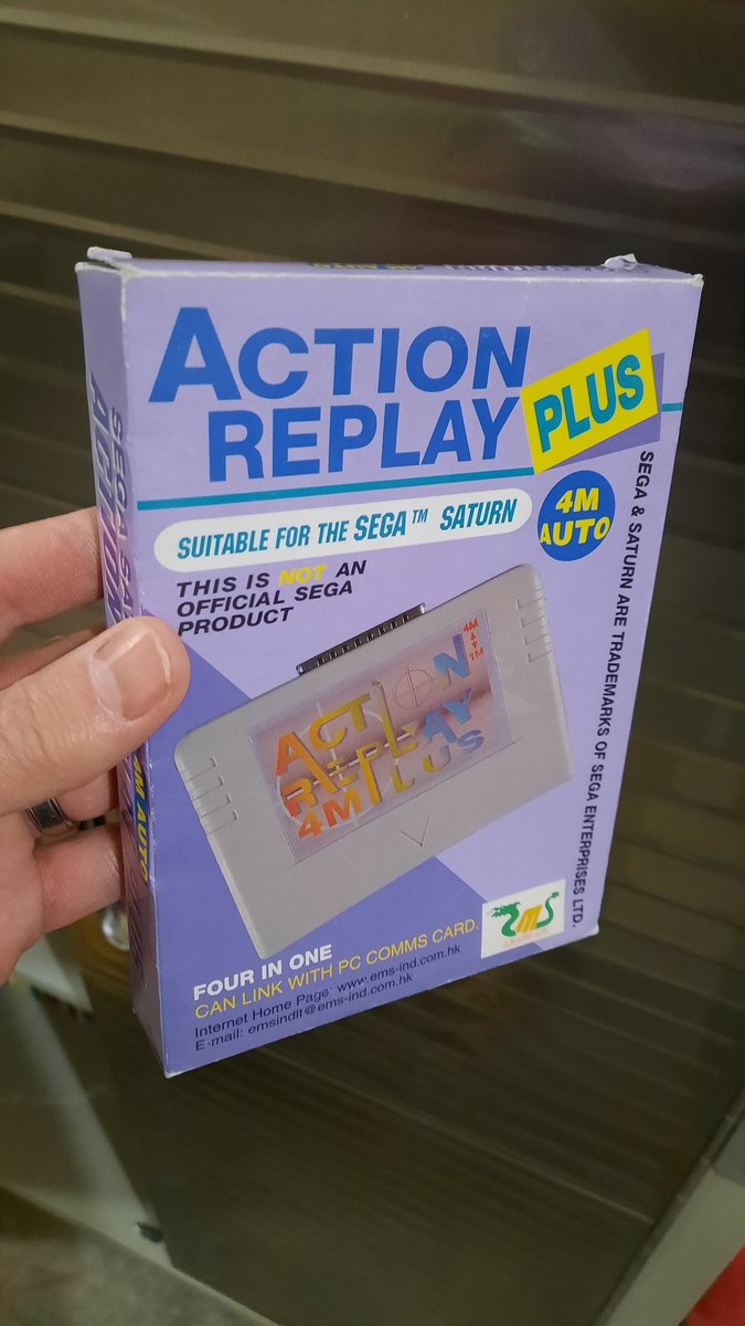 Action replay pro saturn - Jeux vidéo