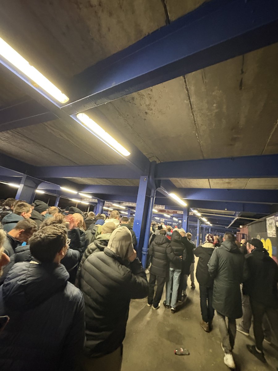 Vojtěch Očadlý   tweet media