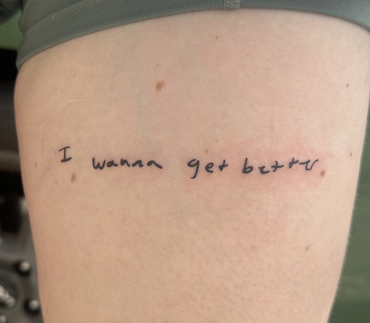 morgan 🍅🏒🤎 tweet media