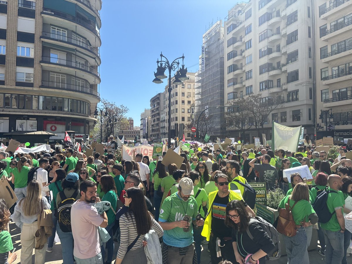 Sindicat d'Estudiants P.Valencià tweet media