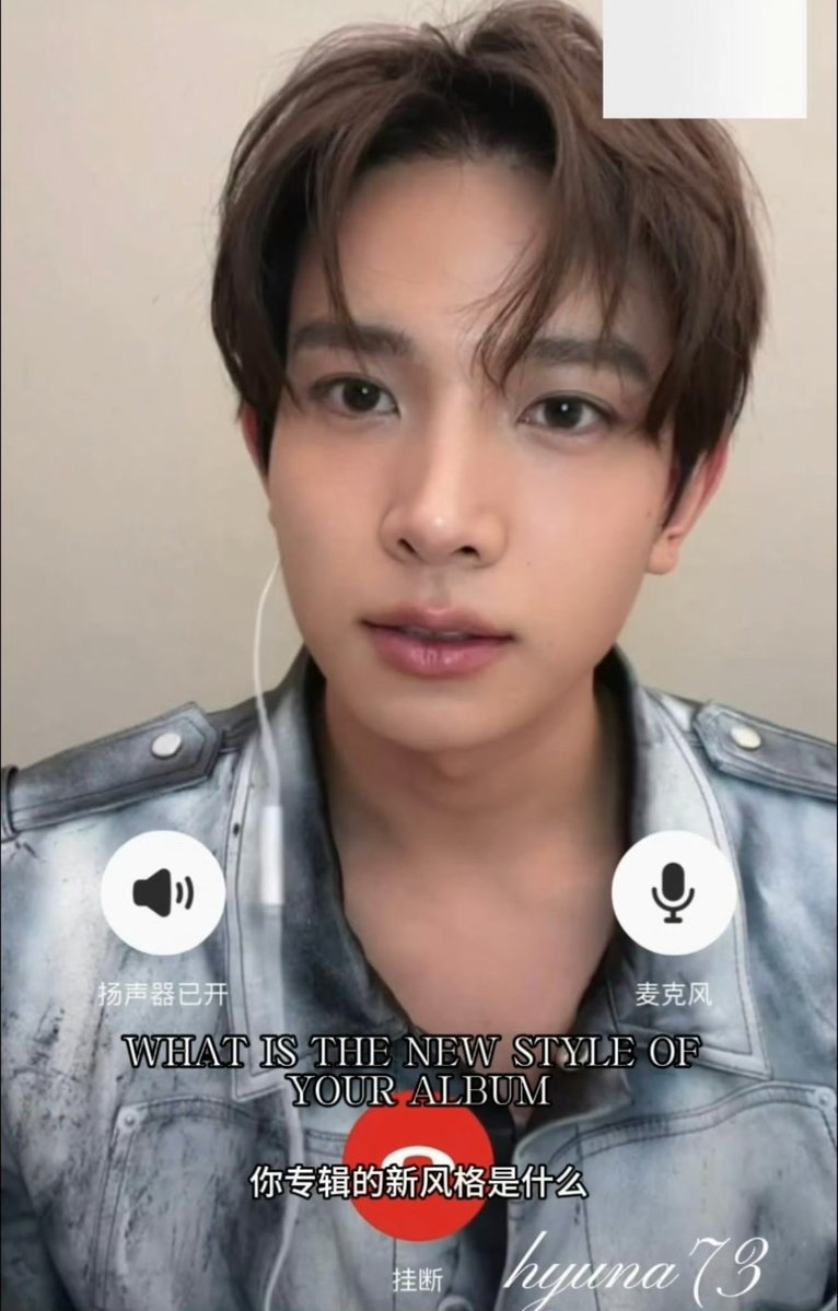 whoever has been doing his makeup please never stop doing it

his bambi eyes are brought out, lips r so kissable and overall literally looks like a pretty princess which is what he likes being called