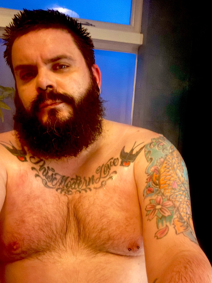 TOP BUZZER tweet media