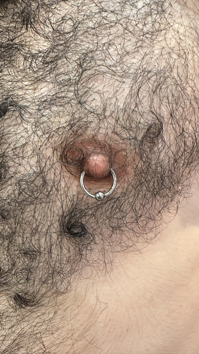piercedbynatan's tweet photo. Updated nipple piercing with captive 14g (1.6mm) in titanium. DM ME for infos and bookings #nipple #nipplepiercing #piercingmamilo #mamilo #mamilopiercing #mamilomasculino https://t.co/RSVij2rKqs