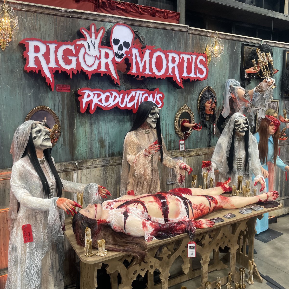 Cast & Crew tweet media