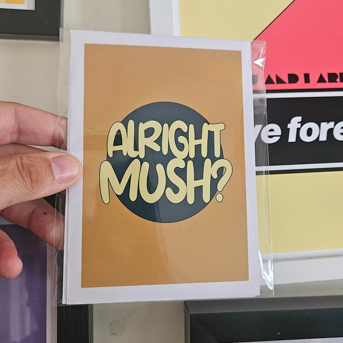 MaadWeb's tweet photo. ✋ A5 “Alright Mush?” - rusty orange, big personality. 😎

#AlrightMush #MaadWebPrints #WallArtUK #A5Print https://t.co/0K8bz8octf