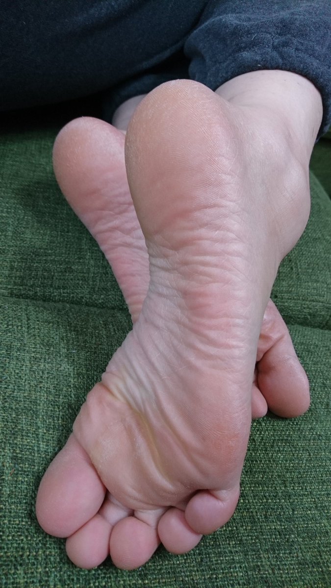 ゴッツ tweet media