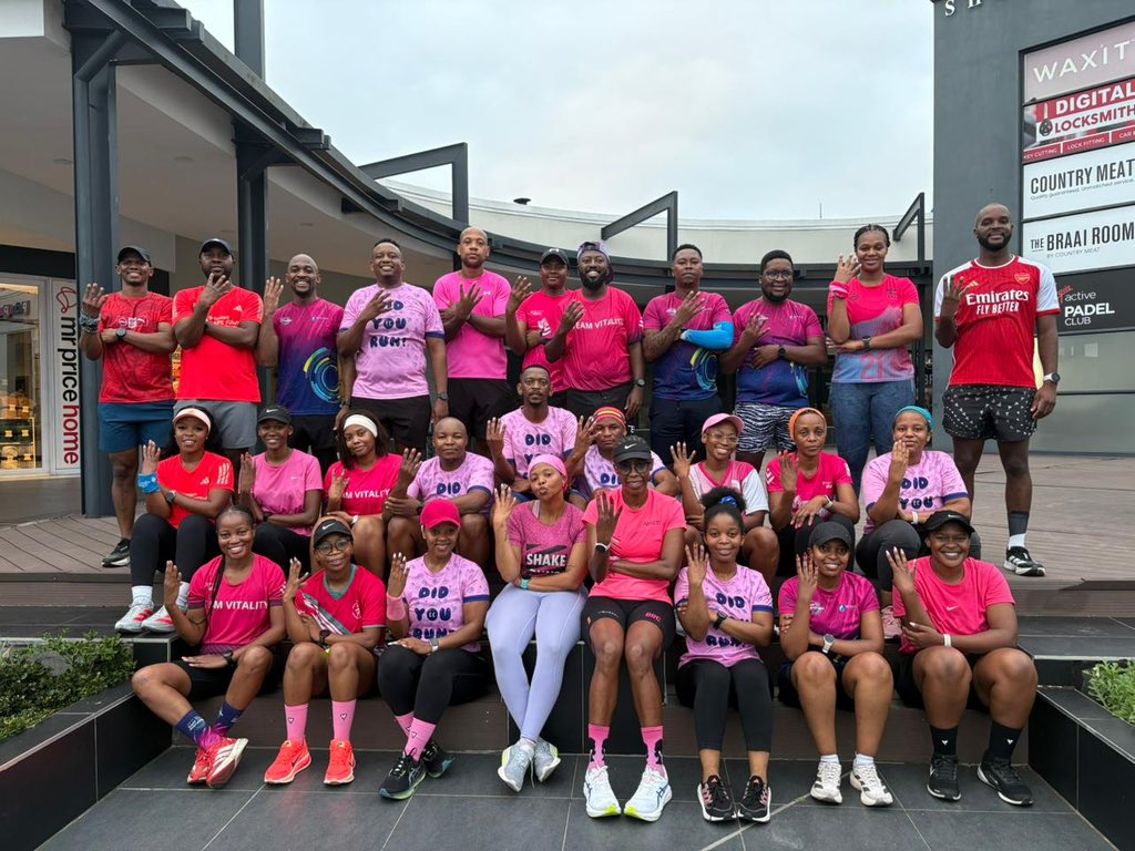 waterfallcityac's tweet image. Ending off Tuesday on a very beautiful note with very beautiful people who took part in the Tuesday #InHerHonourRun 😍

Well done members for showing up and SHOWING OFF! 💙🌊

#Reakitima
#BlueWave
#WCAC
#WCACxBusamed2026