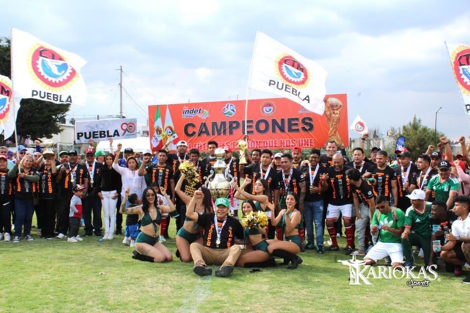 laredcincoradio's tweet photo. ⚽ || Río Grande CTM conquista su título 34 con un contundente 5-0 global sobre Galácticos CTM en la final regional de Lara Grajales. Kevin Obed, Chávez y Martín Sarmiento destacaron en la victoria histórica. https://t.co/u1v0lSD7Yj