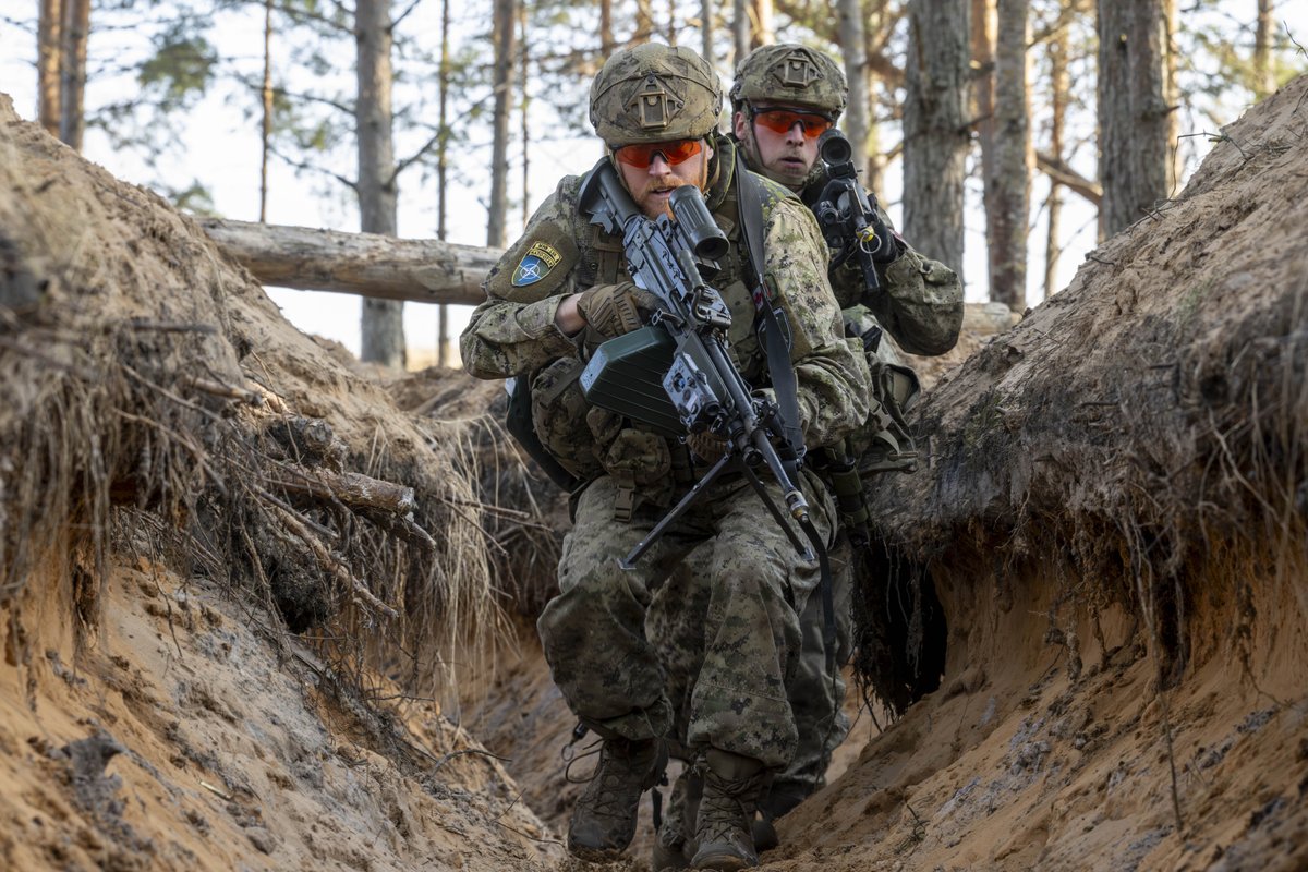 Canadian Army tweet media