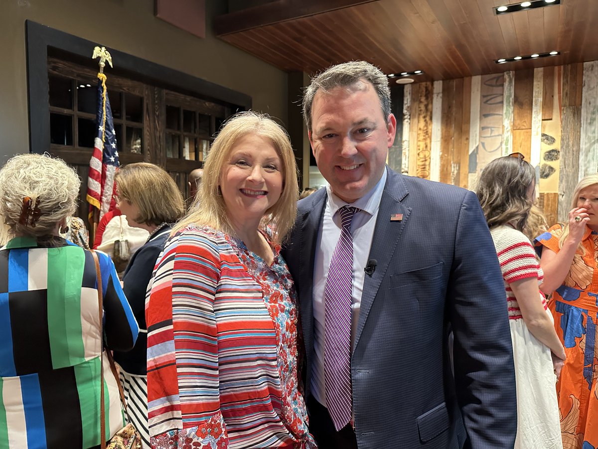 Burt Jones tweet media