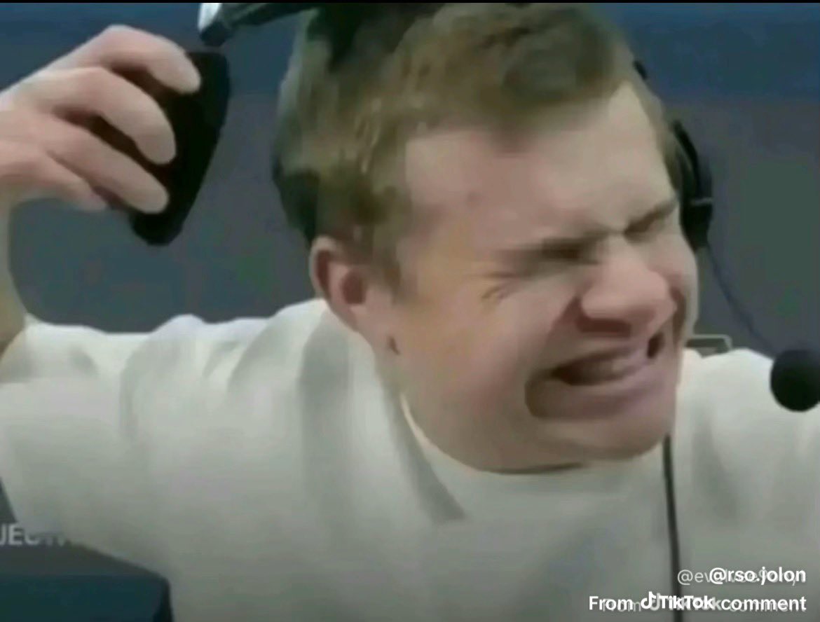 I liked tweet now its all over my feed