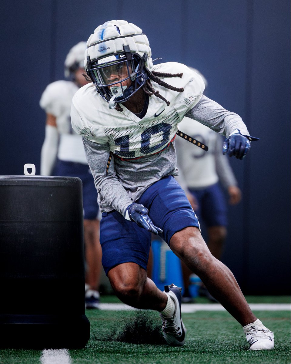 UConn Football tweet media