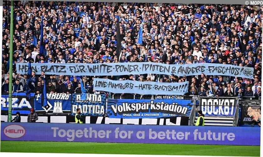 𝐂𝐚𝐬𝐮𝐚𝐥 𝐔𝐥𝐭𝐫𝐚 𝐎𝐟𝐟𝐢𝐜𝐢𝐚𝐥 tweet media