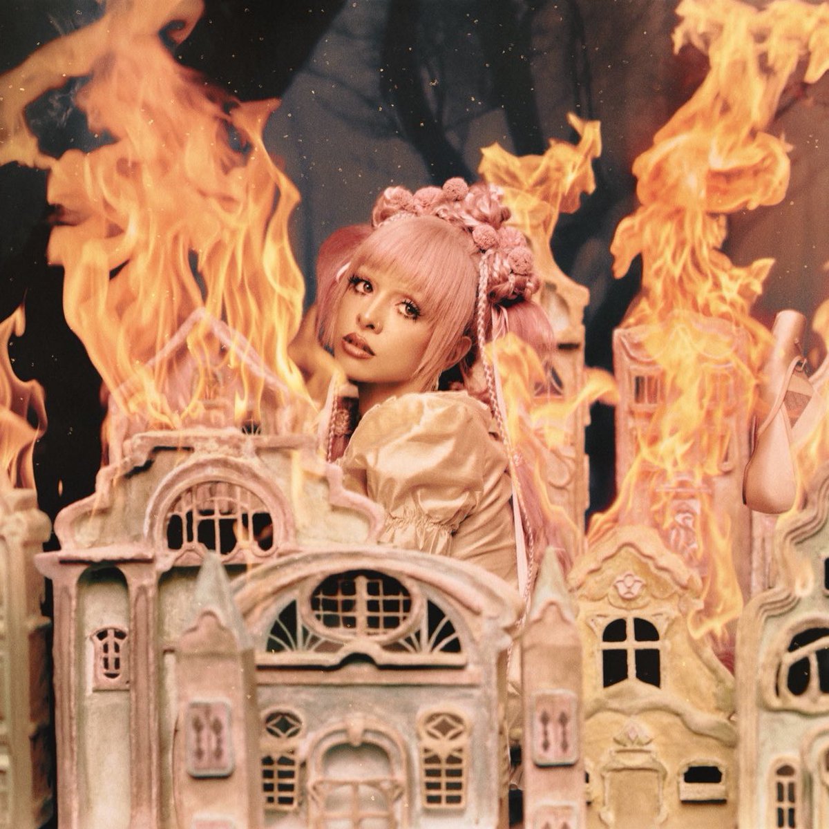 hadesportals's tweet photo. my favorite parts (mostly instrumental) from melanie martinez’s HADES: a thread https://t.co/T01fhYuStd