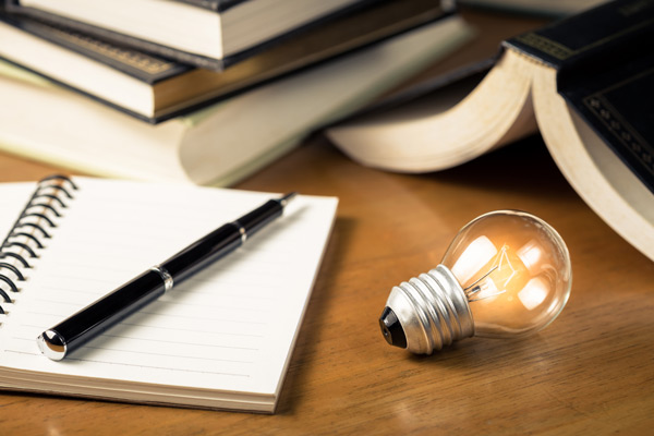 Writing Forward (Melissa Donovan) 📖🖊️ tweet media