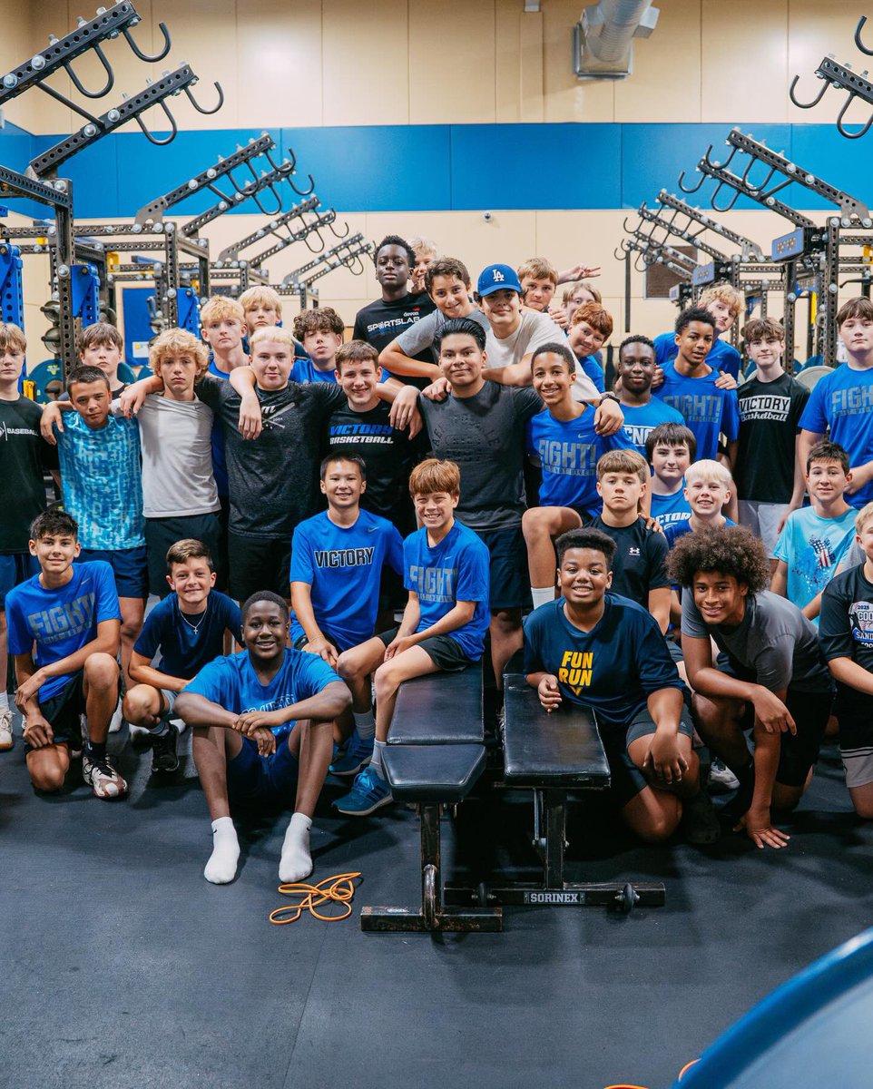 vcstulsa's tweet photo. ⚡️ VICTORY VELOCITY 
CAMP IS BACK ⚡️

Summer 26’ building athletes the right way.

✔️ Speed &amp; Power Training
✔️ Grade-specific groups
✔️ Proven development environment

📅 Camp kicks off June 1st
👊 Boys: 1st–12th Grade
👊 Girls: 1st–8th Grade

👉 Sign up https://t.co/1ZaTYX3nPL https://t.co/1cbZBnWsCJ