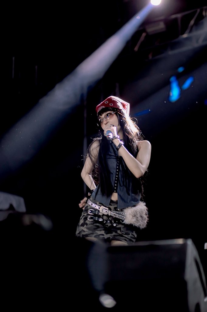 INDAHKUS tweet media