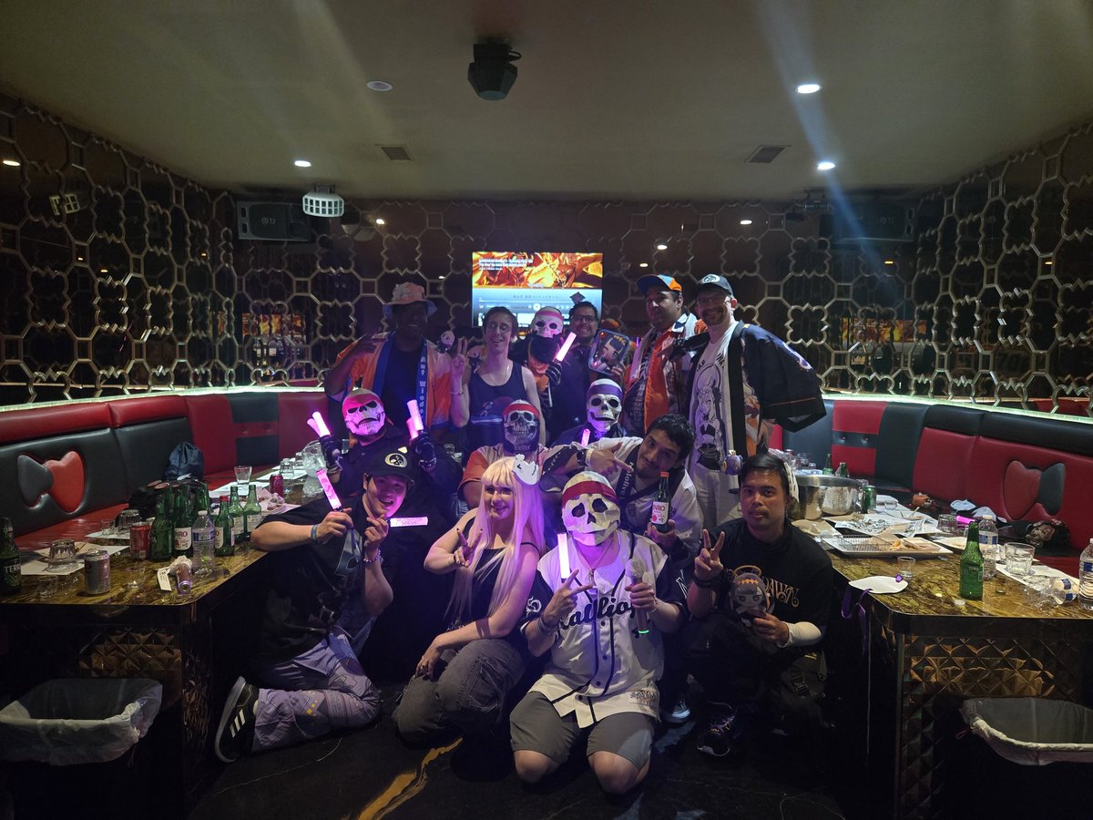 lostlittlerabbit🔜Drawn to Dawn tweet media