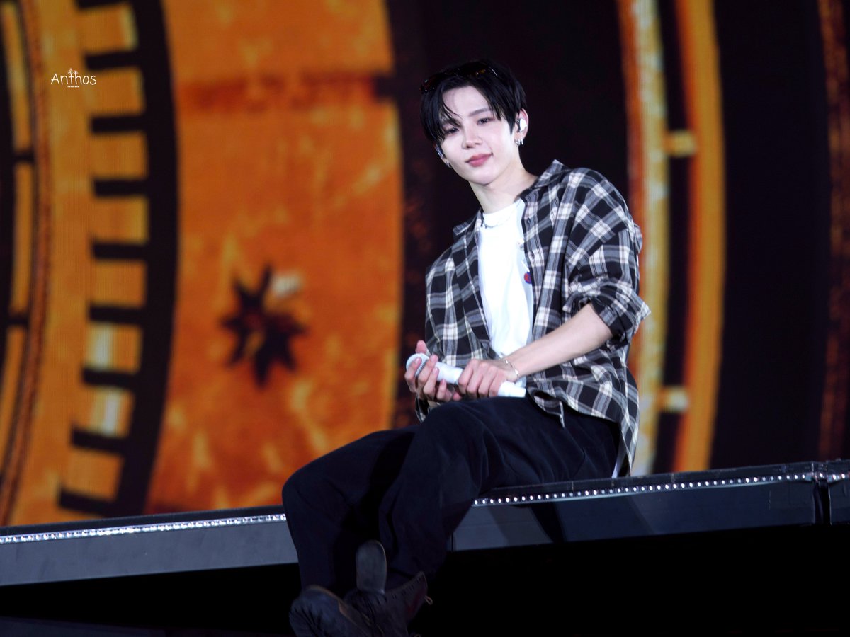 Anthos🌻 tweet media