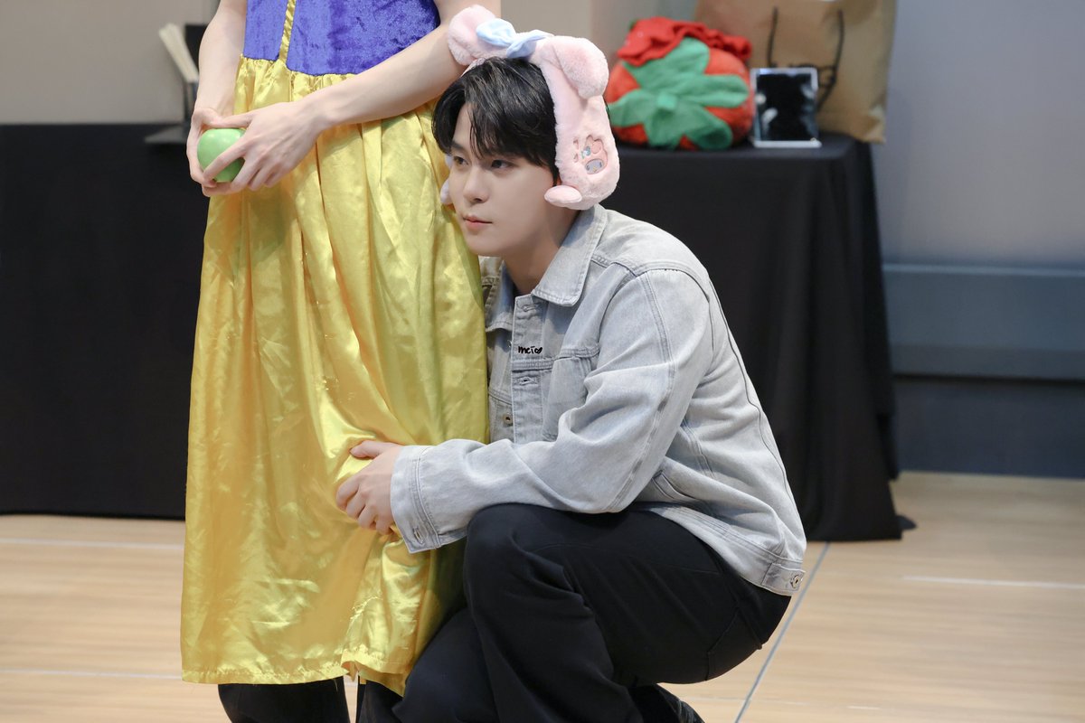 메롱이 tweet media