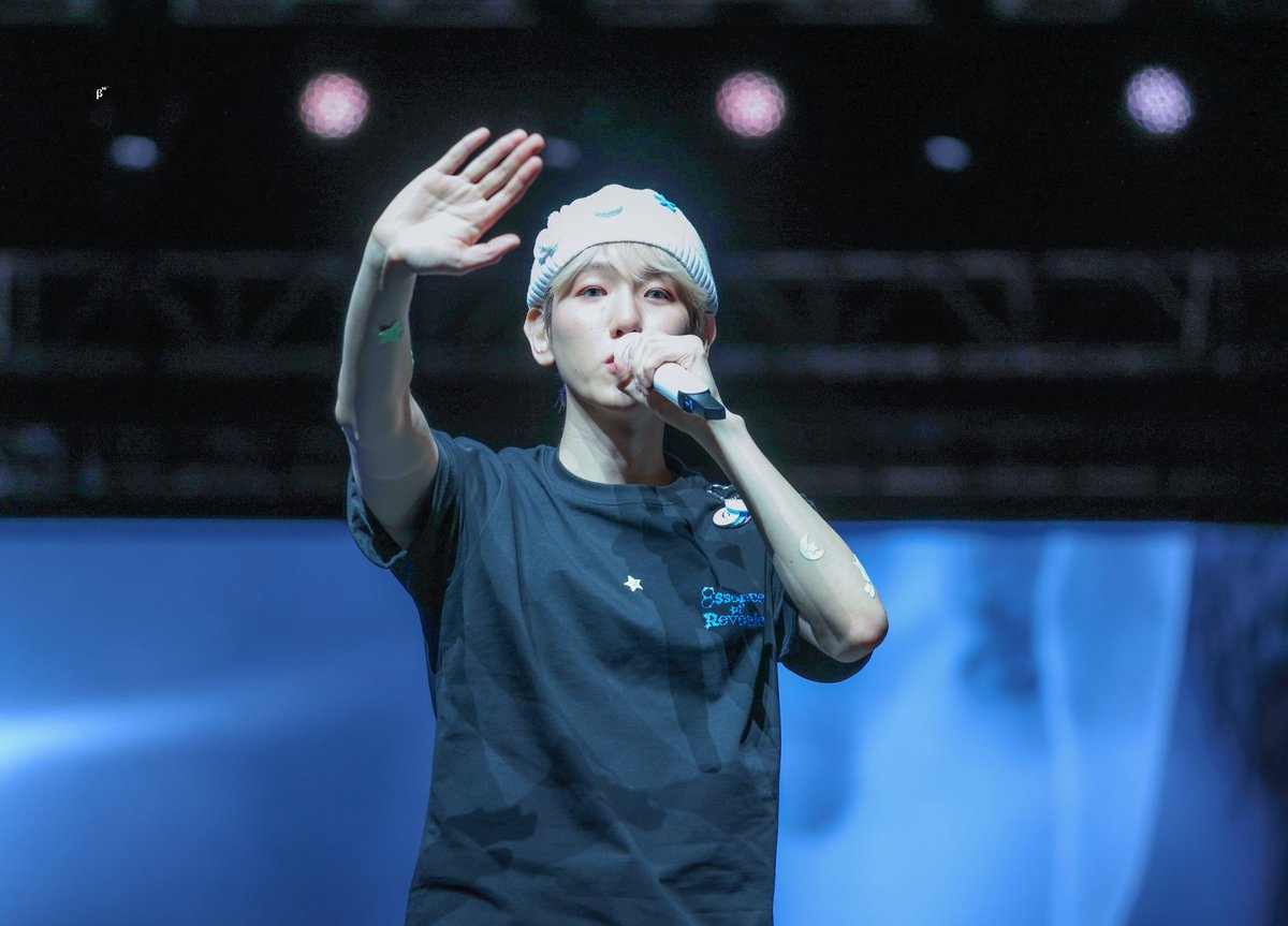 Berryyu56 tweet media