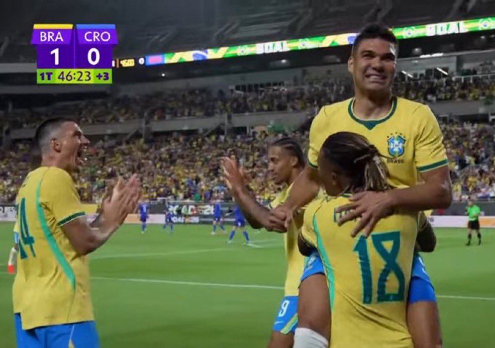 njdmarlon's tweet photo. GOLAÇO DA SELEÇÃO 

DANILO CRAVANDO SUA VAGUINHA 🇧🇷🇧🇷🇧🇷🇧🇷🇧🇷 https://t.co/xcSPK9TgPW