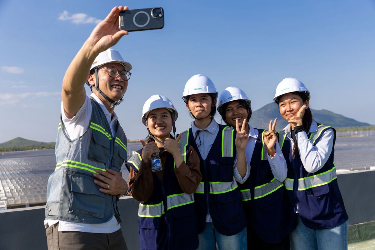 Derek Yip tweet media