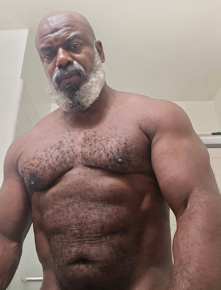 PopsHomies tweet media