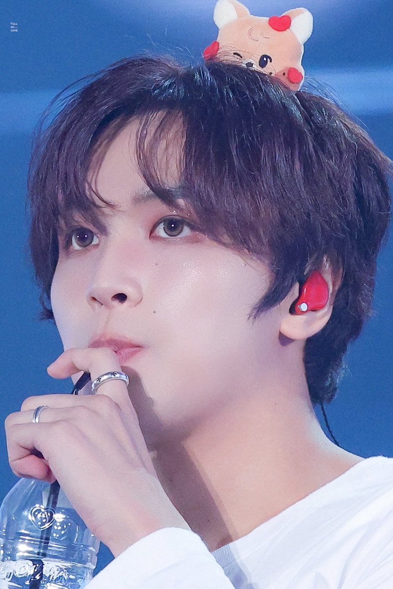 ғᴜʟʟᴏғʟᴏᴠᴇ tweet media