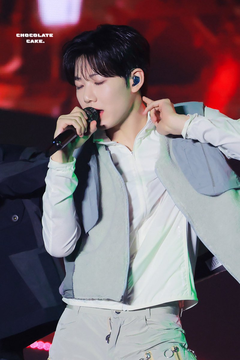 𝘾𝙝𝙤𝙘𝙤𝙡𝙖𝙩𝙚 𝙘𝙖𝙠𝙚. tweet media