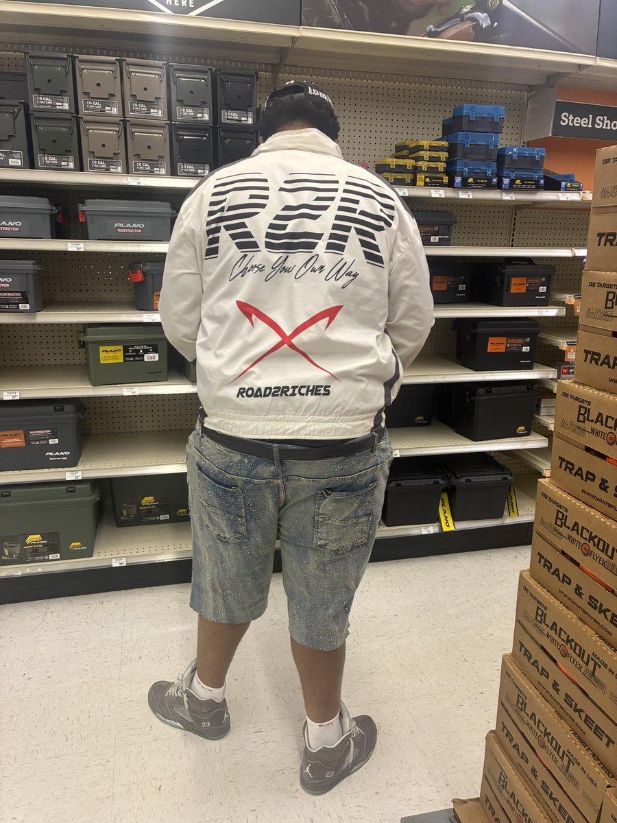 TrxpX3li's tweet photo. Broke bih beggin had tuh ask her did she she eat ⚔️🖤#803sc #803freaks
#columbia #scfreaks https://t.co/rspWWZCiFa
