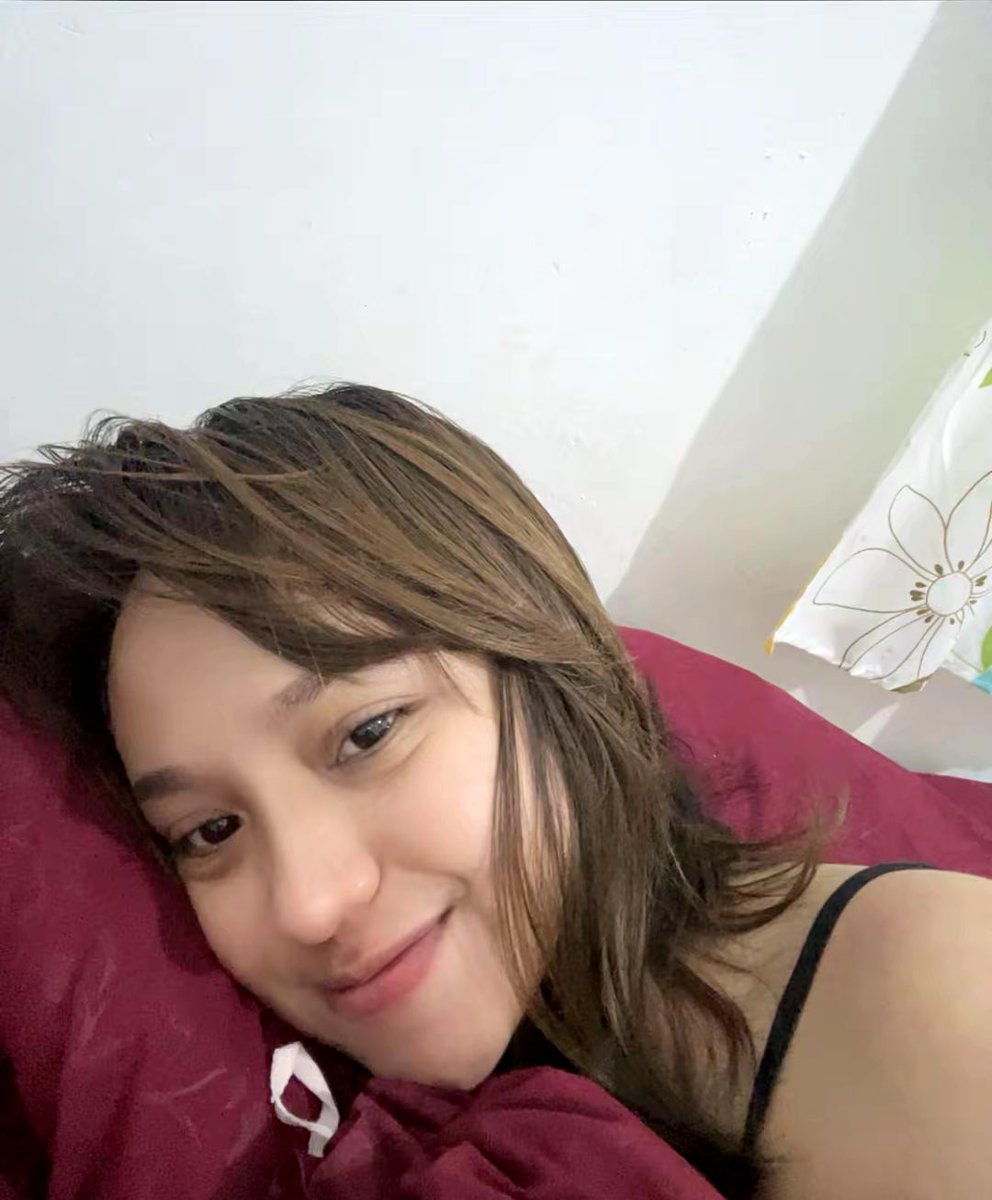 nupinupinupi tweet media