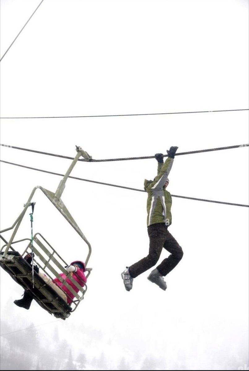 𝙱𝙴 𝙰𝙵𝚁𝙰𝙸𝙳 tweet media