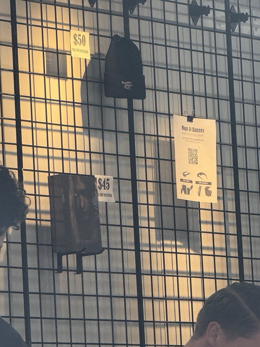 Jackson Wang Base tweet media