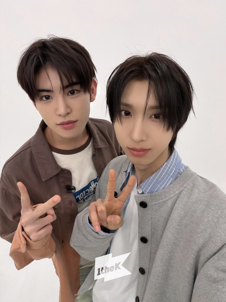 1theK(원더케이) tweet media