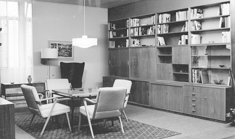 Aaron Bastani tweet media