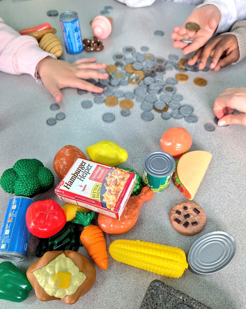 Julia Riverso-Correia (she/her) tweet media