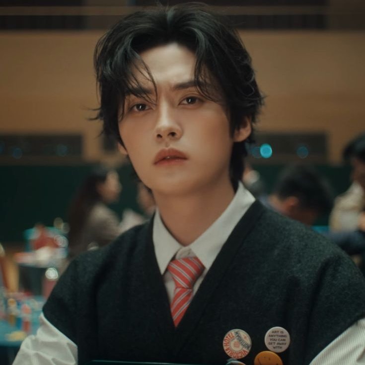 missyngmin's tweet photo. #minchan mini au — in love with a monster 

mhn es un estudiante intrépido obsesionado con lo paranormal y con cada caso de desapareción o asesinato que se le cruza. 

chn solo busca un nuevo hogar y una nueva vida para él y sus amigos. https://t.co/aU4xMuWdDB