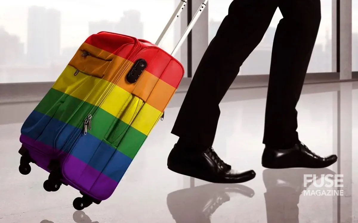 FuseMagazine's tweet photo. New USA LGBTIQ+ Travel Warning. Equality Australia warns LGBTIQ+ Australians to think carefully before US travel and warns that transgender travellers face the most serious risk.

https://t.co/0FxdbJM3iQ

#fusemagazine #gaytravel https://t.co/7KySIIvfQ4