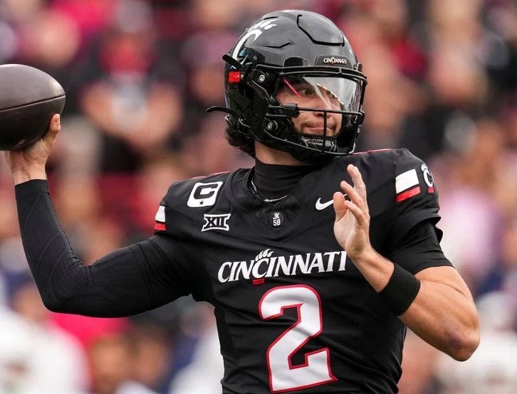 Camden Hughes tweet media