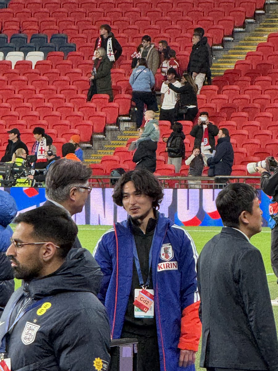 jun🇬🇧💂 tweet media