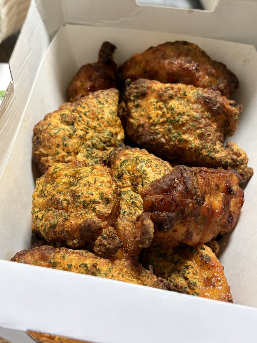 이채밥 tweet media