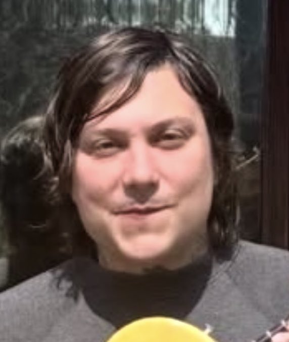 hel 击̸ tweet media