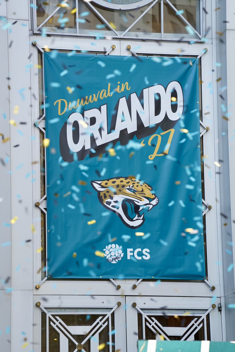 Camping World Stadium tweet media